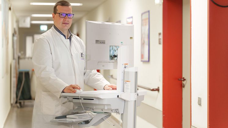 Chefarzt Dr. Sven Fuest, Hephata-Fachklinik für Neurologie, hält am Aktionstag zwei Vorträge. (Foto: Stefan Betzler)