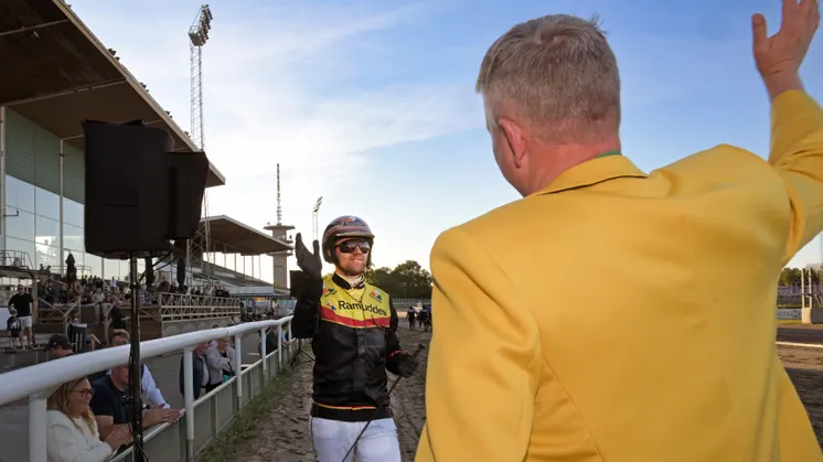 Vinnare Svenskt Travderby 2025