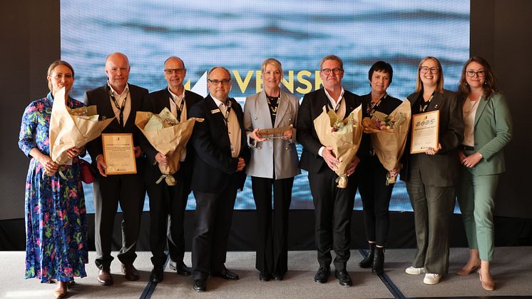 Maritime Achievement of the Year Award 2025 goes to Donsö Shipping Meet (DSM). Jonas Backman, Ann-Sofie Ankarcrona, Dick Höglund and Sally Johnsson. 