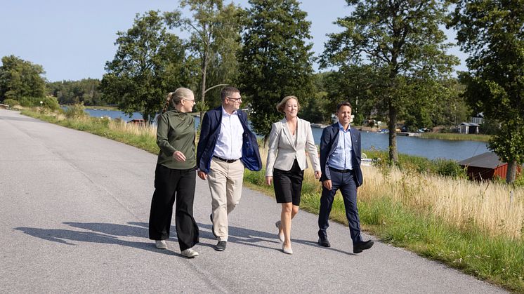 Milla Rydstrand (MP), Per Lodenius (C), Ulrika Falk (S) och Robert Beronius (L).
