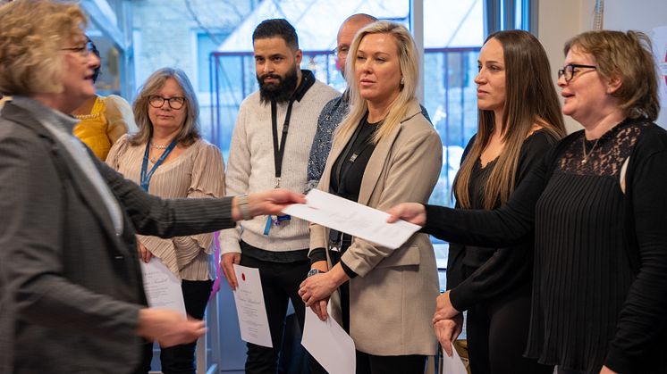 Silviahemmet certifierar 120 medarbetare i demenskunskap