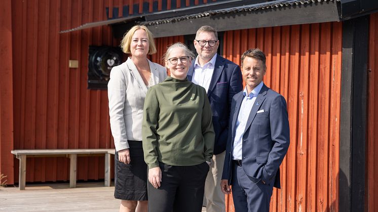 Ulrika Falk (S), kommunstyrelsens ordförande, Milla Rydstrand (MP), gruppledare, Per Lodenius (C), kommunalråd, Robert Beronius (L), kommunalråd.