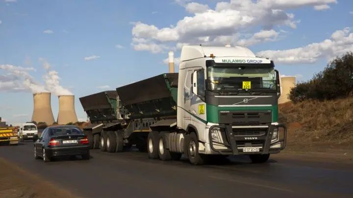Findings from Swedwatch´s 2020 report "Up in Smoke"; trucks from several European manufacturers were used for the transportation of coal between mines and coal-fired power stations.