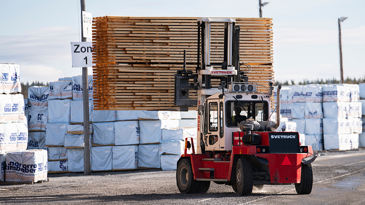 Norra Timber inför ny standard för stapling av virkespaket – ökar säkerheten