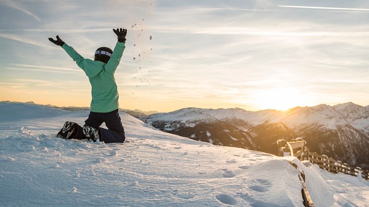 Winterurlaub mit Landal in Österreich und im Bayerischen Wald: Von Snowbikes bis Alpenspritz - die Highlights der aktuellen Skisaison