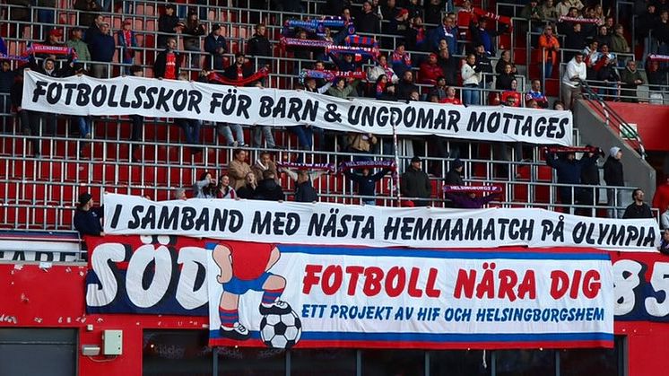 Fotbollsskor mottages.jpg