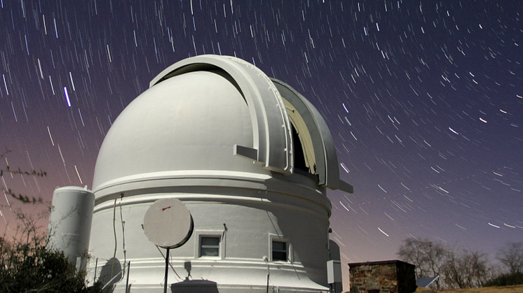 Teleskopet vid Palomars observatorium används för att skanna stora delar av himlen och systematiskt söka efter kortlivade händelser som supernovor. Bild: Palomar/Caltech.