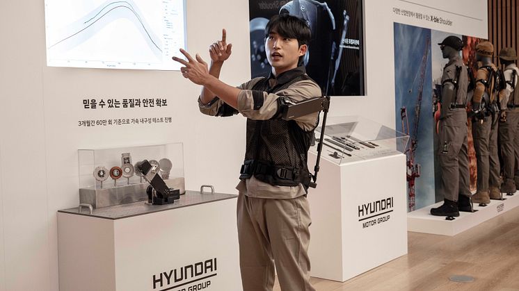 Hyundai Motor och Kias Robotics LAB tillkännager planer på att lansera "X-ble Shoulder" på Wearable Robot Tech Day
