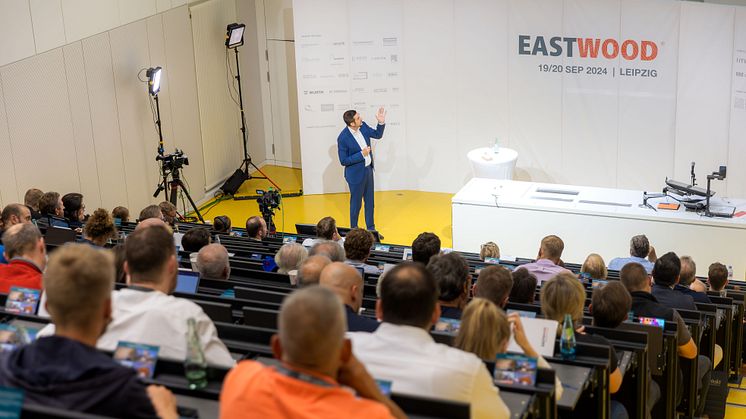 Am 19. und 20. September diskutierte die EASTWOOD-Community in Leipzig die Potenziale des Holzbaus in Zeiten von Digitalisierung und entstehender Kreislaufwirtschaft. Foto: EASTWOOD / Swen Reichhold