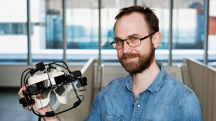 Forskaren och ST-läkaren Tobias Wibble får två miljoner kronor från Promobilia.