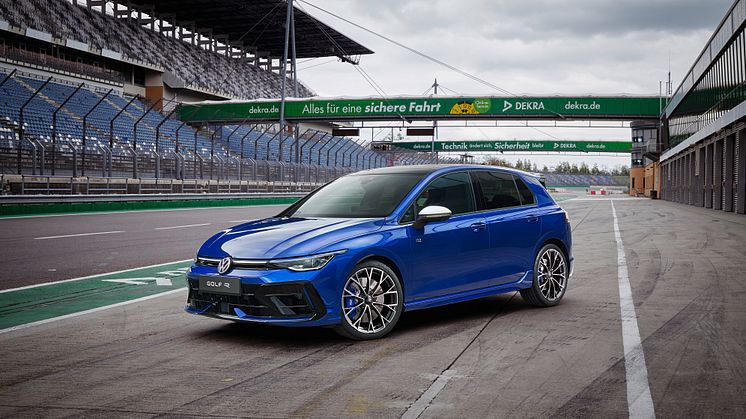  Dobbelt verdenspremiere: Golf R og Golf R Variant 