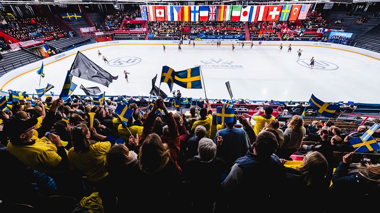 Fantastisk stämning i Frölundaborg. Foto: (C) International Skating Union 