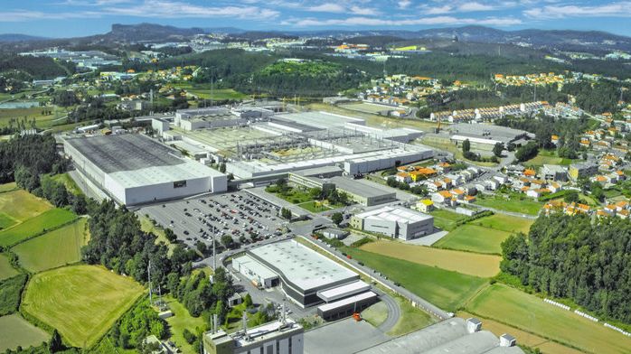 Ilmakuva Continentalin rengastehtaasta Lousadossa, Portugalissa