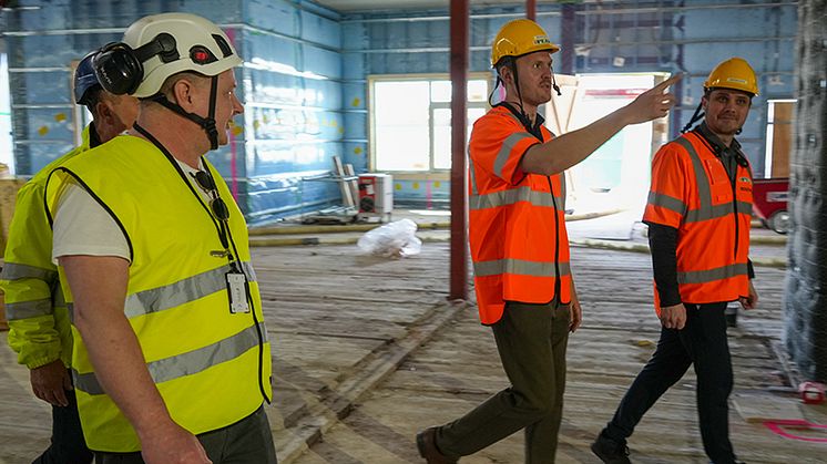 Inspektion i bygget av Norra Hallsås skola april 2025