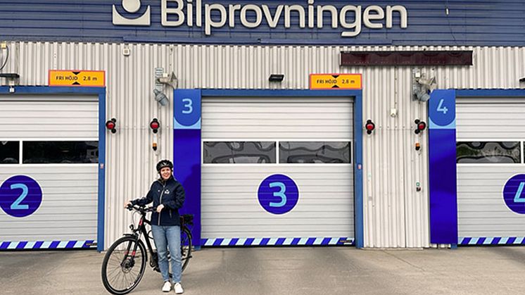 Idag blir Bilprovningen Cykelprovningen – för att fler förare ska välja elcykel som ett alternativ till bilen under milen