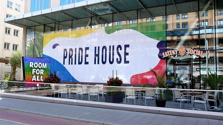 Pride House invigdes med allvar och glädje