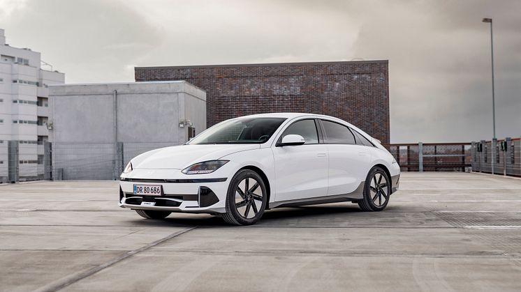 Lang rækkevidde, lav månedlig ydelse – Hyundai IONIQ 6 fra 1.995 kr./md.