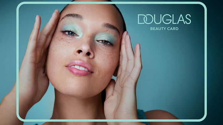 DOUGLAS legt Europas führendes Beauty-Treueprogramm mit neuer Beauty Card neu auf