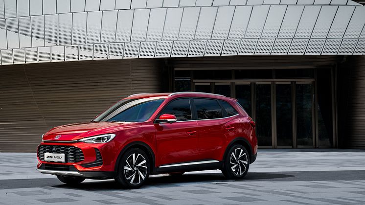 Uusi MG ZS Hybrid+ on edullinen ja käytännöllinen B-segmentin SUV