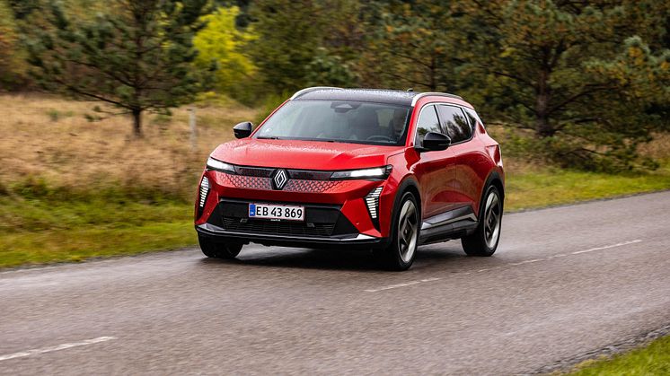 Nytårskur og samme skarpe priser på Scenic og Megane