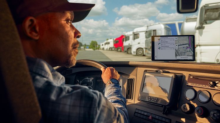 Garmin stellt neue smarte LKW-Navis mit Community Features vor 