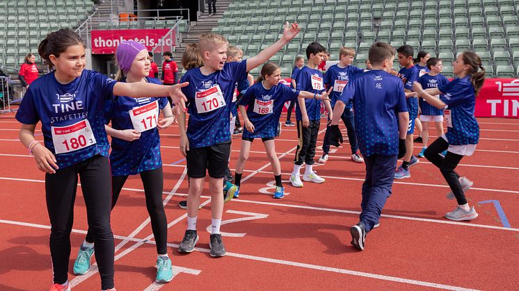 6. mai løper 5000 elever TINEstafetten sammen med toppolitikere og utøvere på Bislett Stadion 