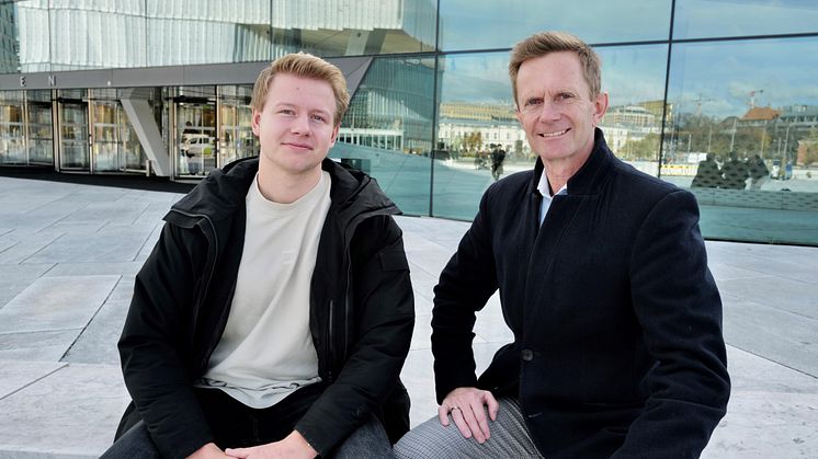 Norgesmester i kokkekunst Håvard Onsøyen og Administrerende direktør Stephen Meinich-Bache