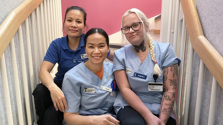 Sarah Candido, Nang Nettha och Angelica Johansson är undersköterskor i Hjortsbergs hemtjänst.