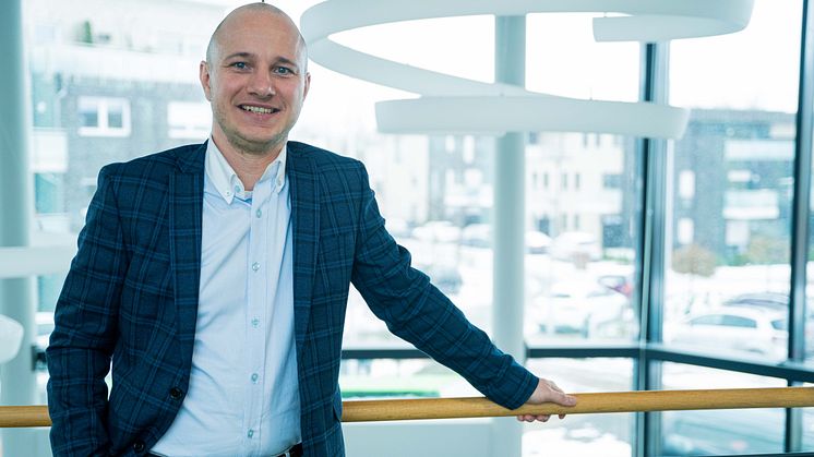 Für Alexander Schwarze, Leiter Produktmanagement bei der Ammerländer Versicherung, gehört zum Produkt mehr als der Tarif. 