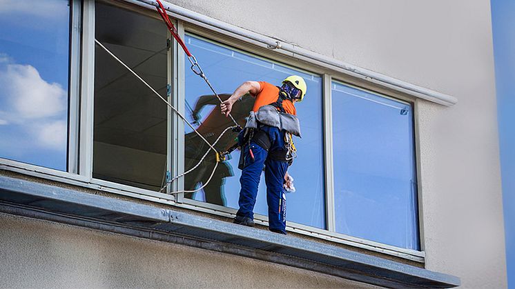 Afa Försäkrings statistik visar att risken för allvarliga arbetsolycksfall är lägst i Stockholms län och högst i Jönköpings och Kalmar län.