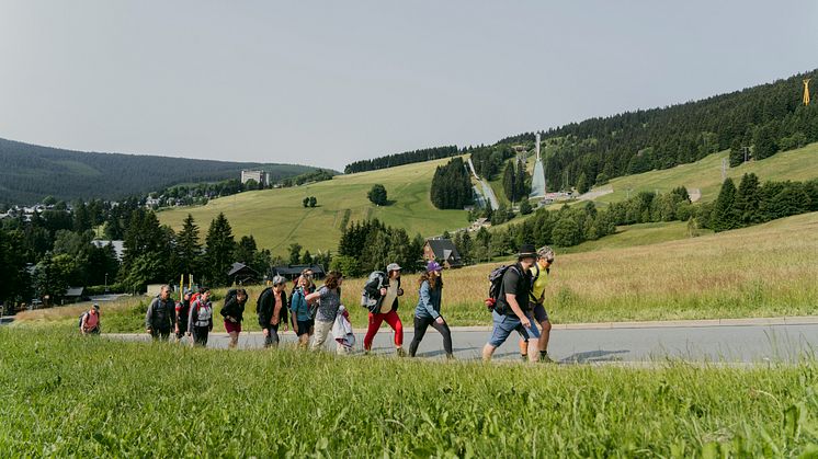 zum Tag des Wanderns gemeinsam unterwegs sein (Foto: TVE/Dirk Rückschloß)