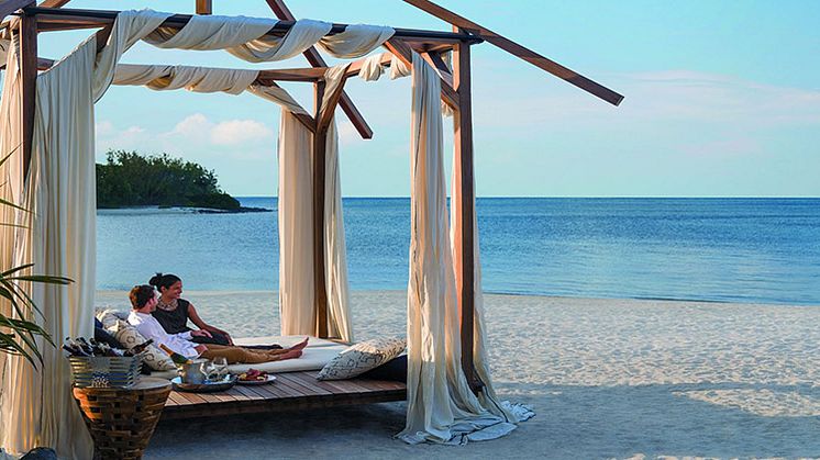 Njutning i en egen privat cabana på Shangri La Tousserok på Mauritius