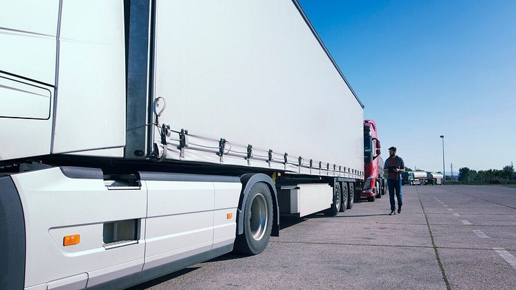 Kaufberatung: Neuer oder gebrauchter LKW-Auflieger?