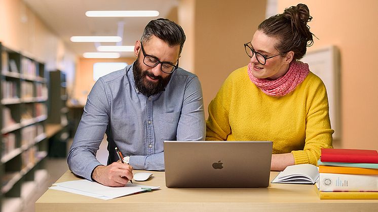 Med nya stipendiet "Forskare påverkar" vill Lärarstiftelsen ge forskare verktyg för att påverka samhällsdebatten om skolan