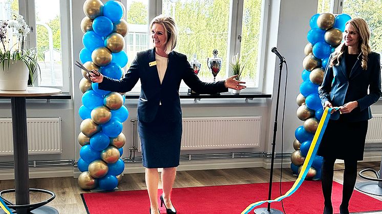 Viktoria Bjurström, bitr. Skolchef för JENSEN grundskola och och Anna Wiger Jensen, vVD