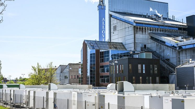 Batteriparken på Allöverket kan försörja cirka 3 000 villor med el i två timmar.