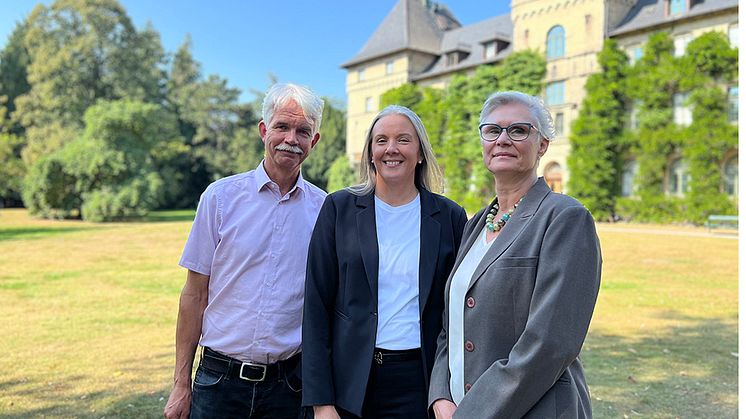 Håkan Schroeder, vicedekan vid LTV-fakulteten, SLU, Helen Göransson, bankchef, Sparbanken Skåne och Christina Lunner Kolstrup, dekan vid LTV-fakulteten, SLU. Foto: Johanna Grundström.