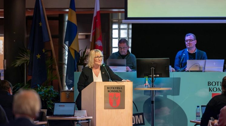 JUST NU: Historiskt maktskifte i Botkyrka - Moderaterna tar över