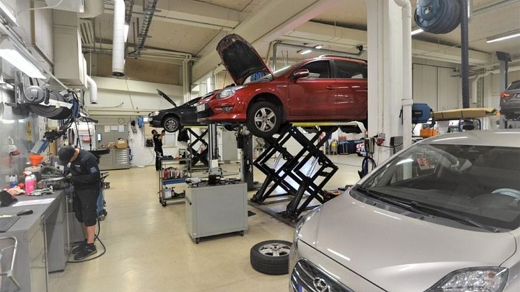 Nu kommer flera signaler om att vi behöver ett skaderegister. Ett register där både säljare och köpare kan köpa information om bilen de funderar på att köpa. Foto: Bo Ericsson.