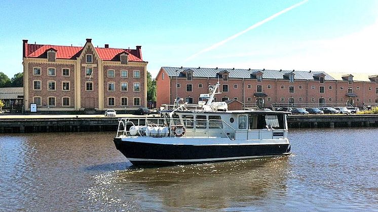 Båtturer i Axmar bruks skärgård med MS Hulda från Söderhamn.