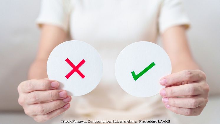 Welcher Arzt diagnostiziert ein Lipödem? Bild: iStock Panuwat Dangsungnoen | Lizenznehmer: Pressebüro LAAKS