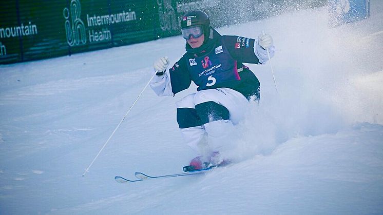 Walter Wallberg ligger efter höstens världscuptävlingar på en total andraplats efter Mikael Kingsbury (CAN).