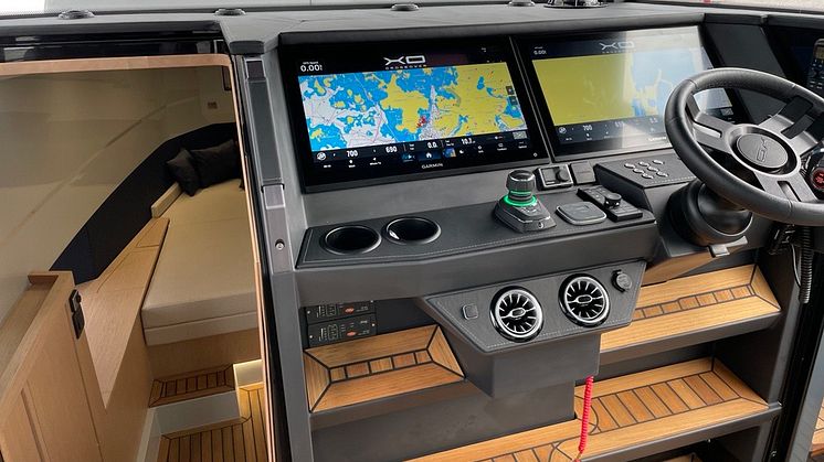 Garmins marinelektronik kommer att finnas tillgängligt som alternativ på alla XO Crossover Boat-modeller.
