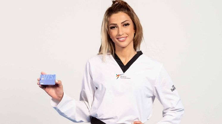 Dina Pouryounes Team Visa