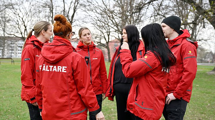 Uppmaning från fältgruppen inför valborg - vi vill se fler vuxna på stan 
