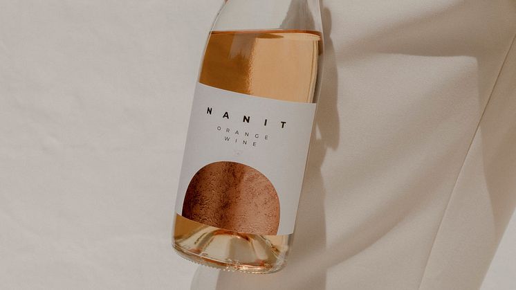 Den 1a juni lanserades Nanit Orange Organic i Systembolagets fasta sortiment. Vinet är fräscht, fruktigt och balanserat. Sommarens stora nyhet från Spanien kostar endast 119 kr.