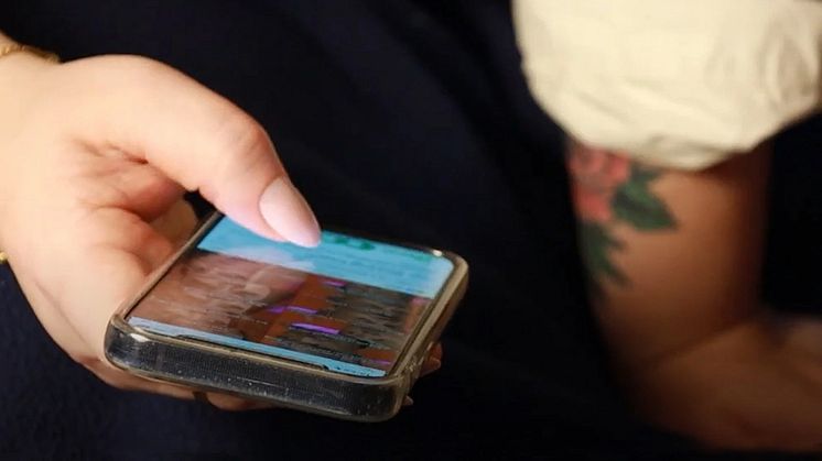 Resultaten i en ny undersökning visar att allt fler unga personer utsätts för kränkningar med diskriminerande inslag online.