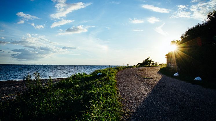 Solnedgång vid kusten i Kävlinge kommun. 