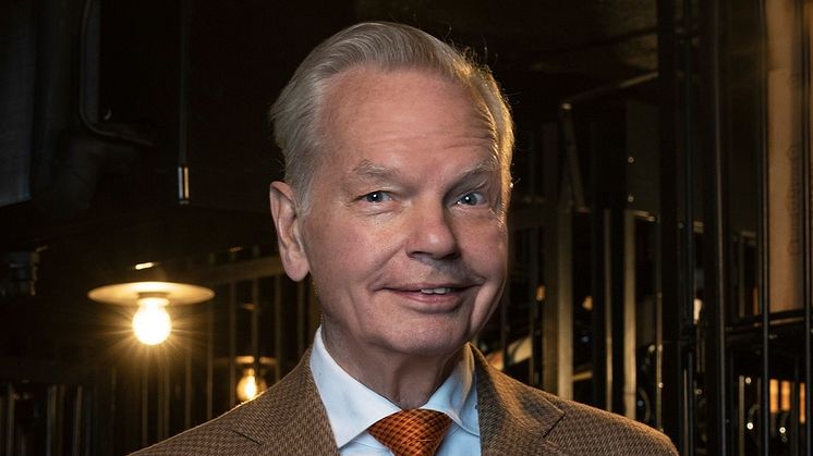 Måltidsprofilen och hedersdoktorn Carl Jan Granqvist, föreläser på Högskolan i Skövde den 24 september om det svenska matundret.