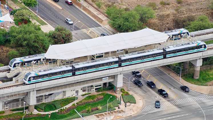 Hitachi Rail celebrates the first anniversary of Skyline in Honolulu, transforming transportation on Oahu